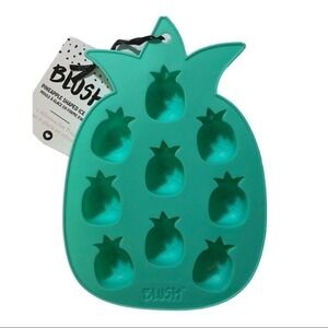 Blush Ice Mold Pineapple Shaped Silicone Tray Green Kitchen Barware Fun Drinks‎